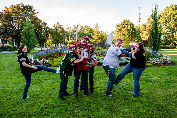 Family Pictues at the International Peace Gardens slc,utah-0112