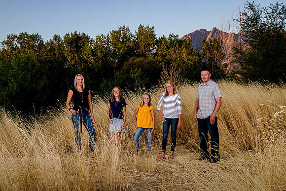 1145Family Portraits at Wheeler Farm